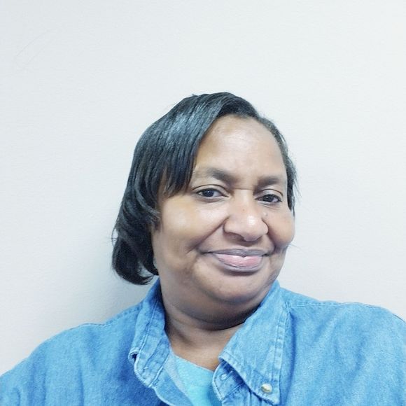 Meet your Posher, Joyce - Picture 1 of 1